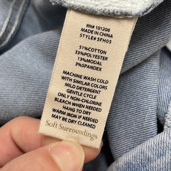 Soft Surroundings The Ultimate Denim Pull-On Crop Jeans in everwash straight leg - Picture 9 of 15